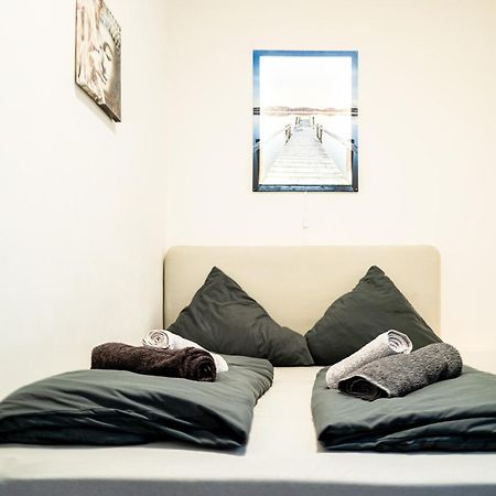 #221 Moderne City Wohnung Im Herzen Von Нойс Екстериор снимка