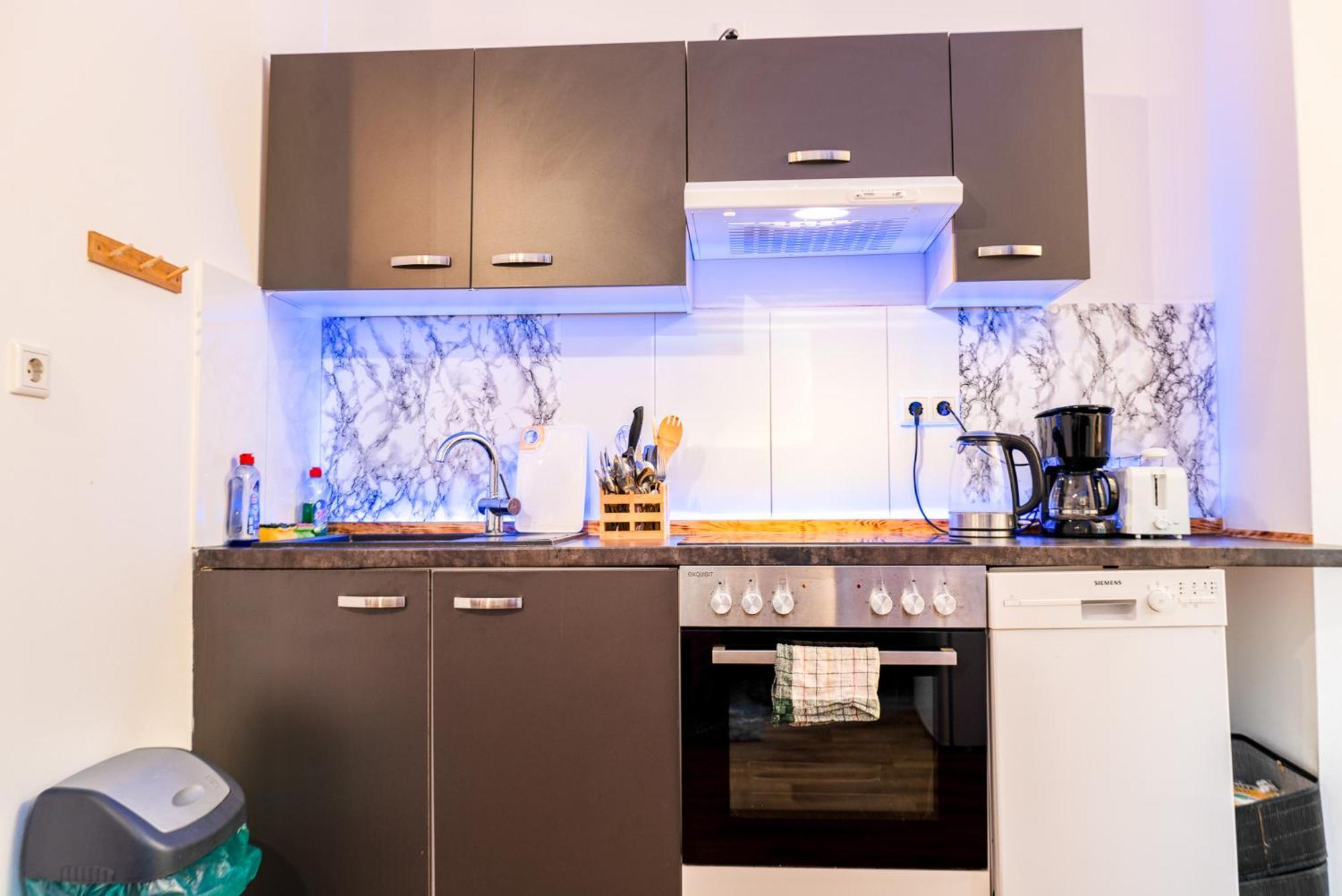 #221 Moderne City Wohnung Im Herzen Von Нойс Екстериор снимка